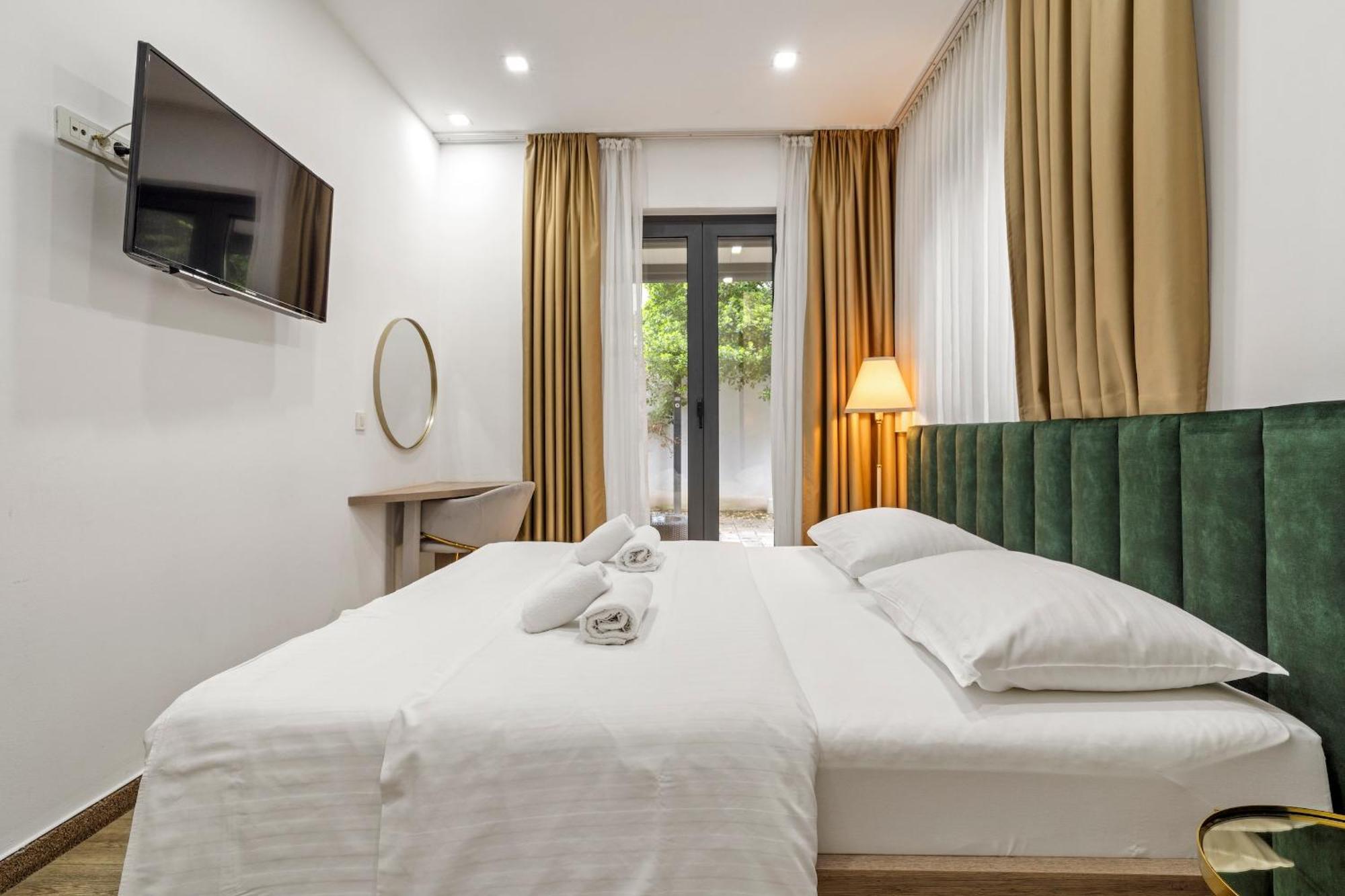 Hotel National Zagreb Bagian luar foto
